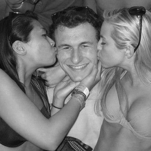 artworks-000075319254-z1l6qc-t500x500