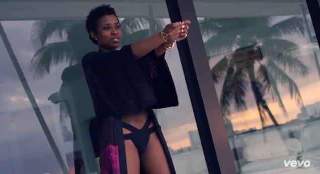 Dej Loaf - 2 Guns Up - JAYFORCE.COM