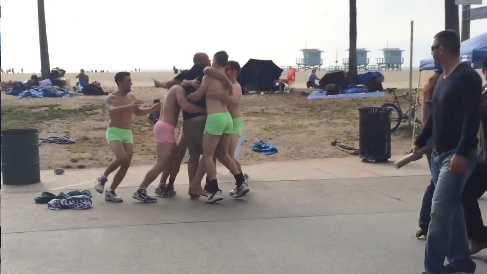 Uldouz Wallace desktop Wallpapers