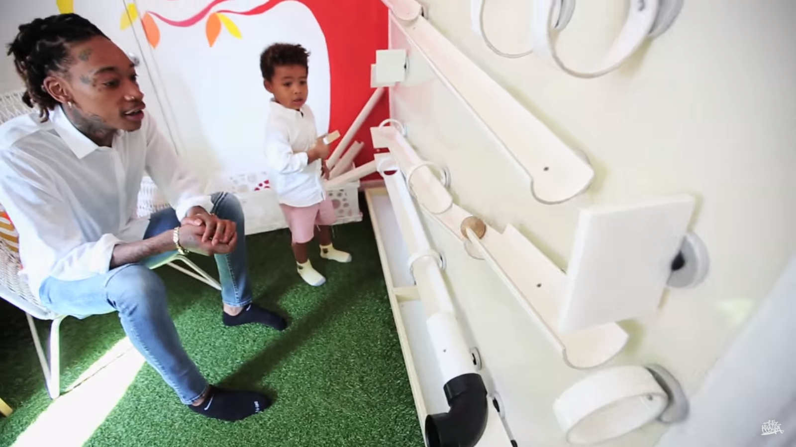 Screenshot 2016-04-15 02.30.33