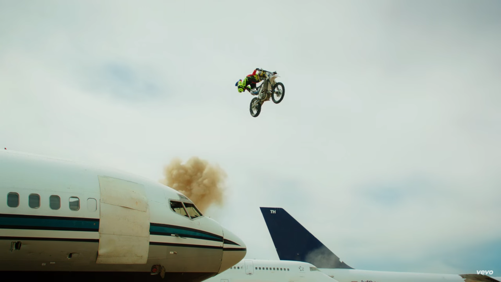 Screenshot 2016-05-12 02.41.30