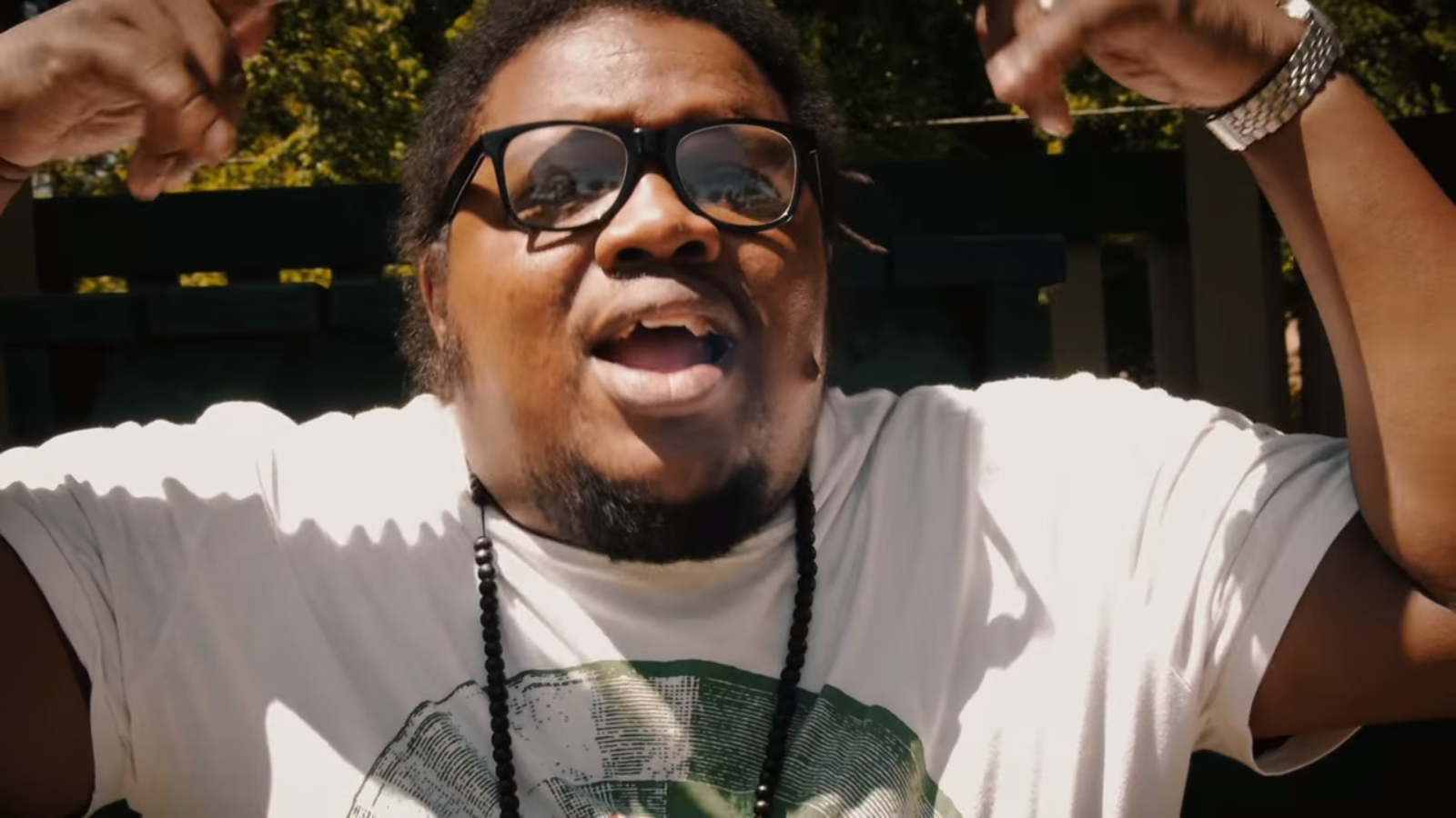 Screenshot 2016-06-08 04.38.15