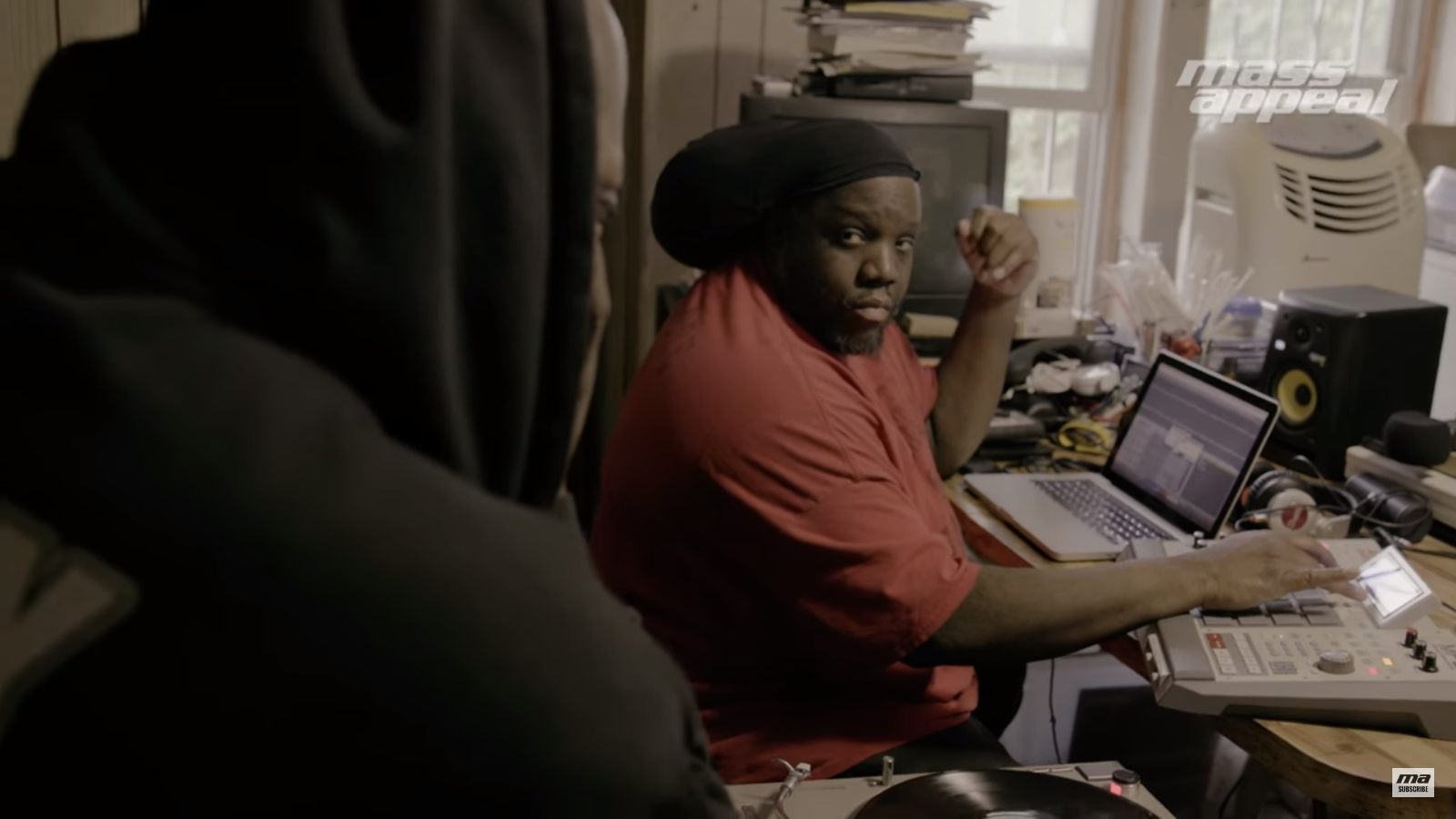 Screenshot 2016-06-19 23.37.05