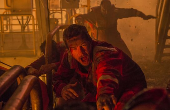 watch-mark-wahlberg-in-official-deepwater-horizon-trailer-marky-mark-is-back-at-it-agai-992596