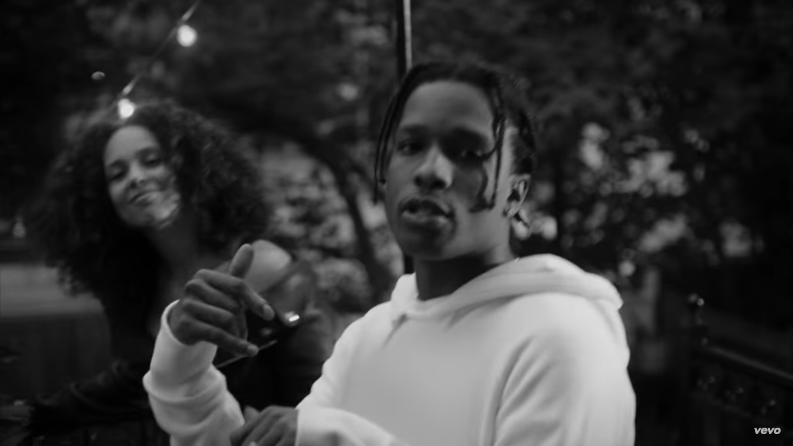 Screenshot 2016-11-17 02.33.43