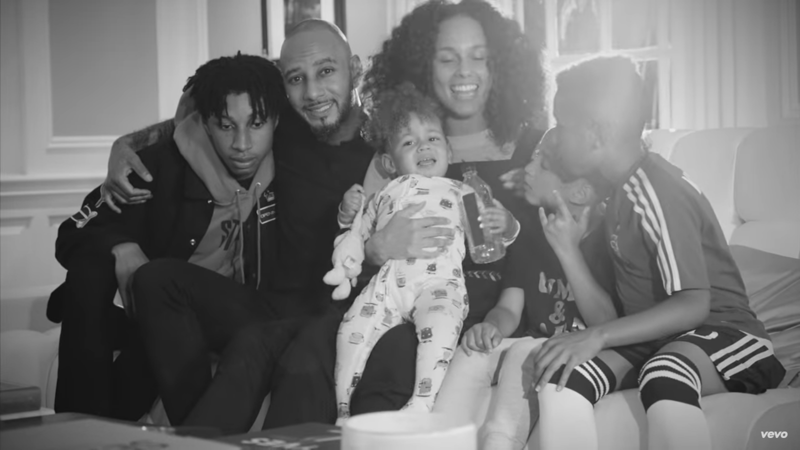 Screenshot 2016-11-17 02.35.06